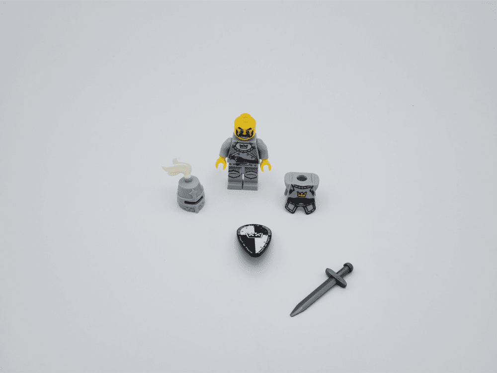 black-crown-knights-style-2-minifigures-set-of-10pcs