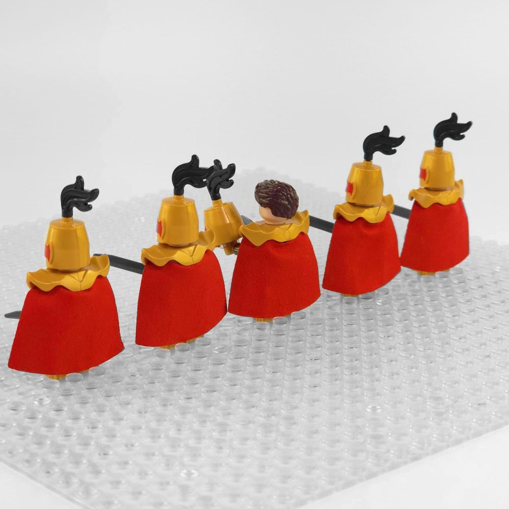 crusades-knights-templar-golden-knights-minifigures-set-of-5pcs-with-swords