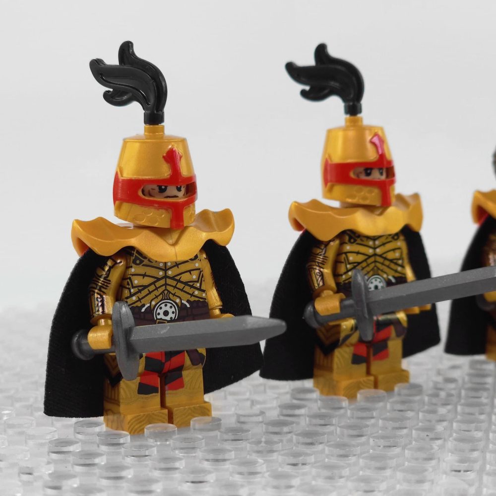 crusades-knights-templar-golden-knights-minifigures-set-of-5pcs-with-swords