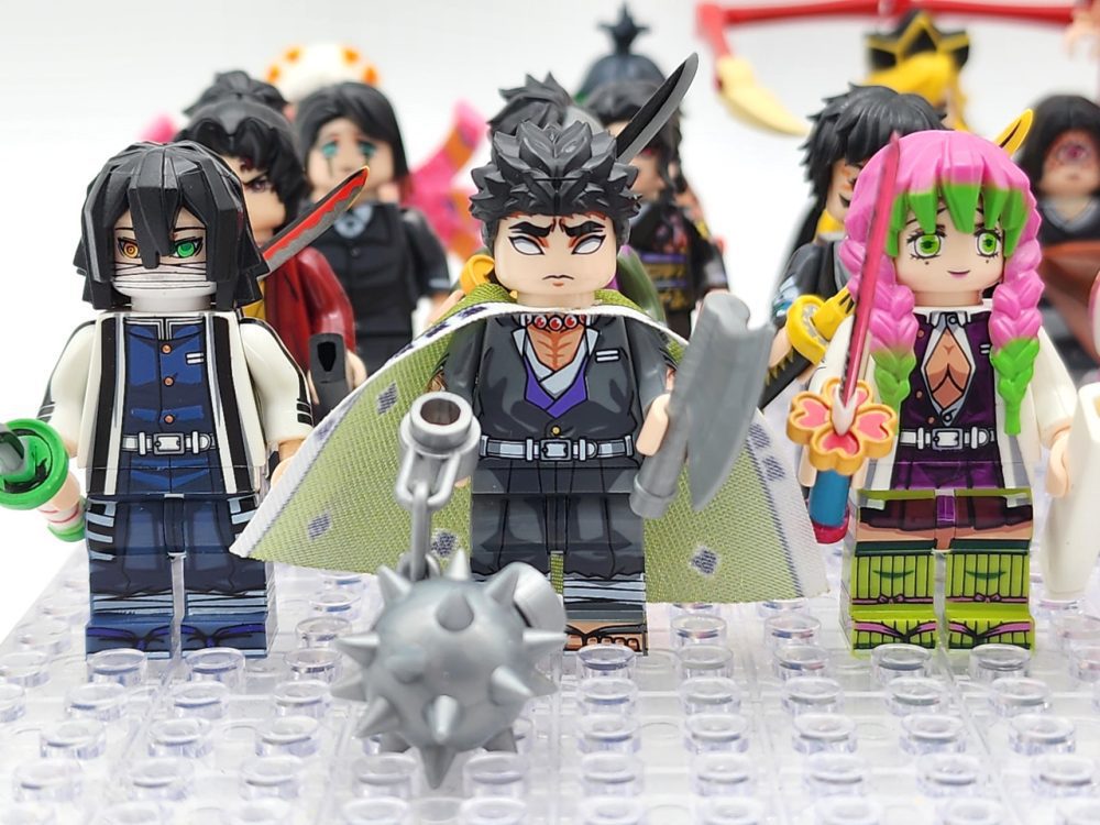 demon-slayer-kimetsu-no-yaiba-ultimate-collectors-minifigure-set-of-40pcs