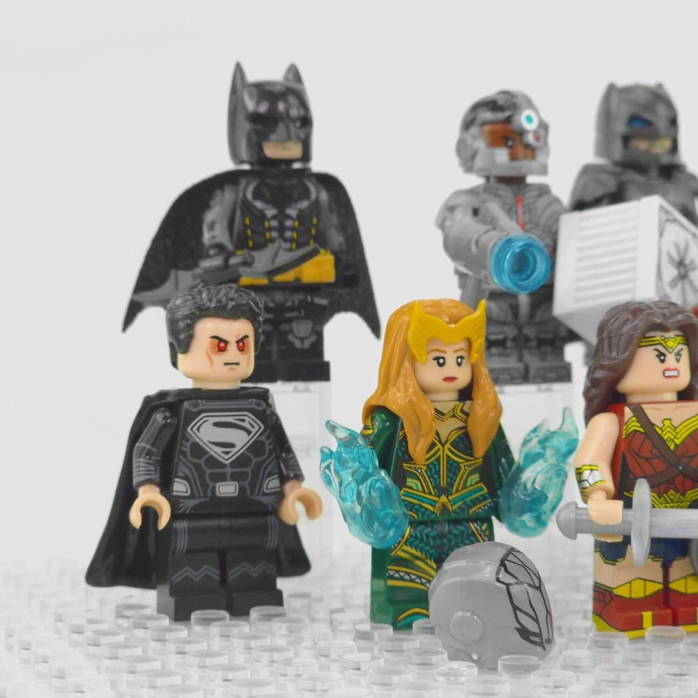 Justice League Minifigure Set 8pcs - Image 5