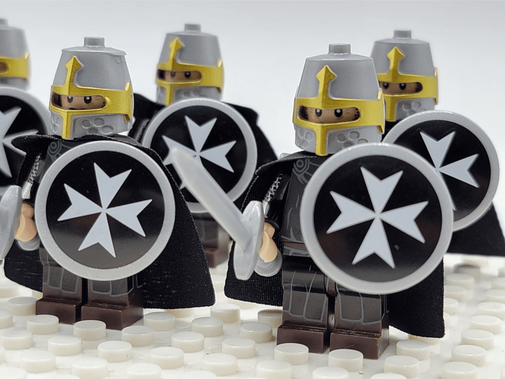 knights-hospitallers-round-shield-minifigures-set-of-10pcs