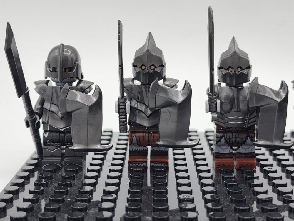 Lord the Rings Gundabad Orcs Minifigure Set 8pcs - Image 4